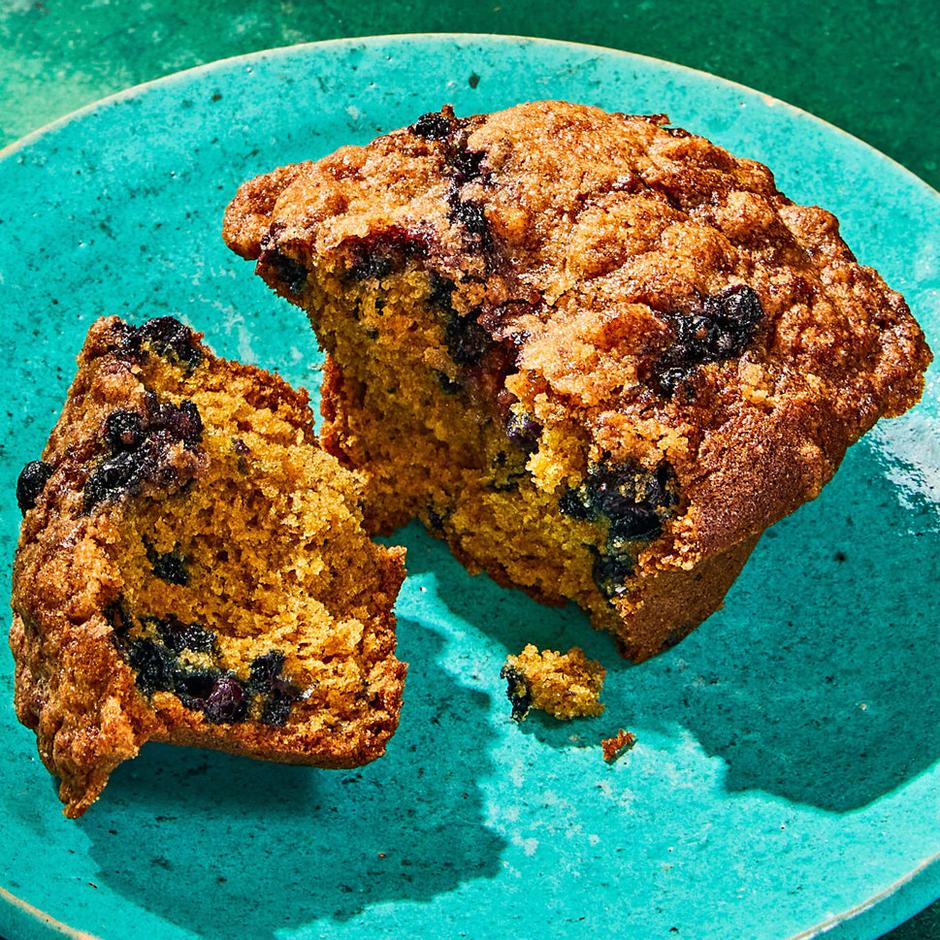 Muffini s borovnicama od pirovog brašna | Author: Bonappetit.com