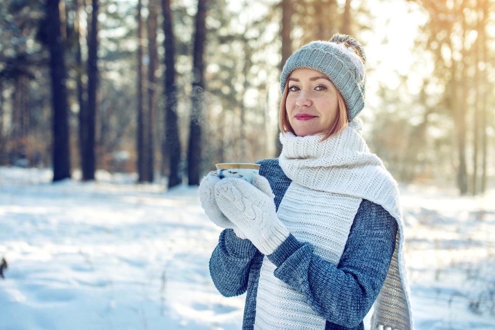 Kad temperature počnu padati ispod nule, okrijepi se čajem od šljive ili božićnim miksom