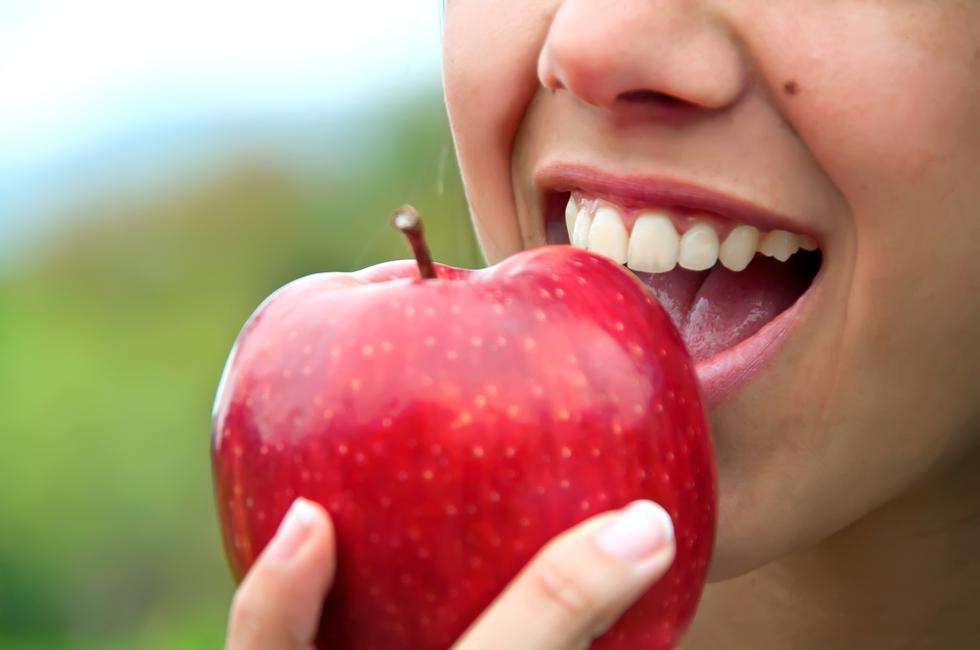 Deset jako dobrih razloga zašto trebaš jesti jabuke svaki dan
