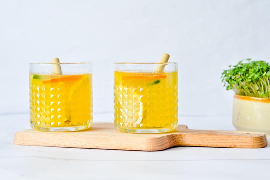 adrenalni koktel sok od naranče